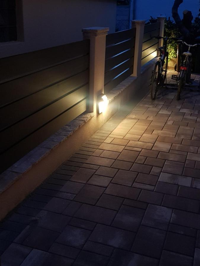 Shine Apartma